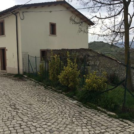 Villa Montagna&Relax Castel Di Sangro Esterno foto